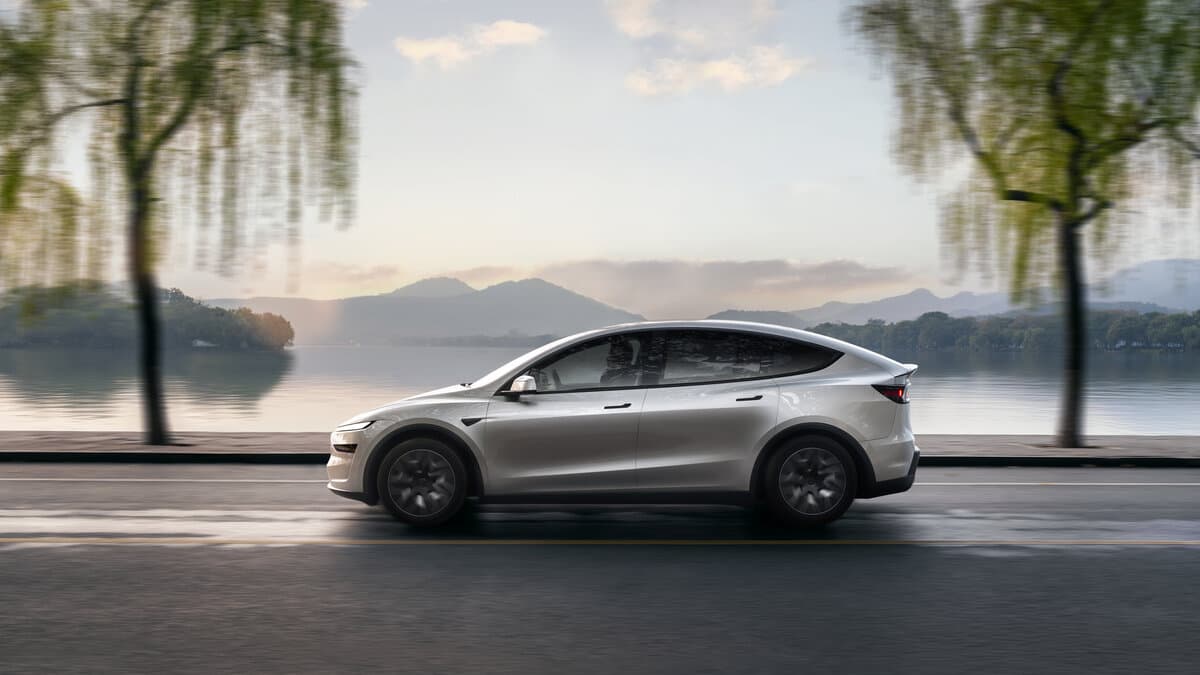 Tesla Model Y Canada 2026: Price, Rebate and Wait Times